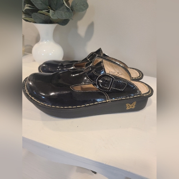 Alegria Black Patent Leather slip on clogs  size 38 - Picture 4 of 4